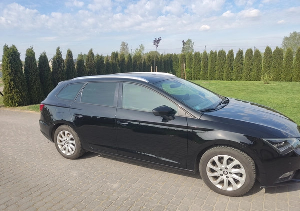 Seat Leon cena 49900 przebieg: 193000, rok produkcji 2016 z Tarczyn małe 379
